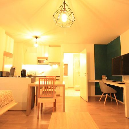 Disponible - Appartement Entier Neuf - 8Mn A Pied Rer C Paris, Parking Rue Gratuit, En Face Hopital D'Arpajon, Balcon Prive, Matelas Bultex 160X200, Ascenseur, Acces Pmr, Centre Ville A Pied Bagian luar foto