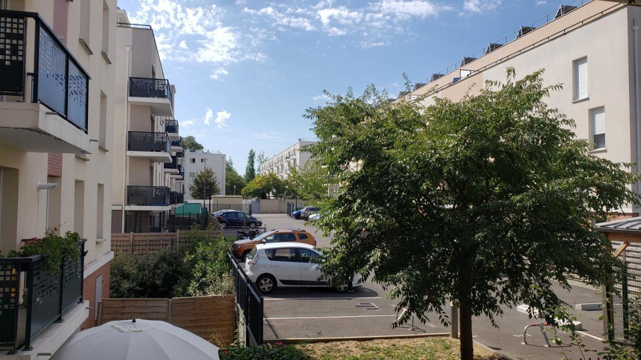 Disponible - Appartement Entier Neuf - 8Mn A Pied Rer C Paris, Parking Rue Gratuit, En Face Hopital D'Arpajon, Balcon Prive, Matelas Bultex 160X200, Ascenseur, Acces Pmr, Centre Ville A Pied Bagian luar foto
