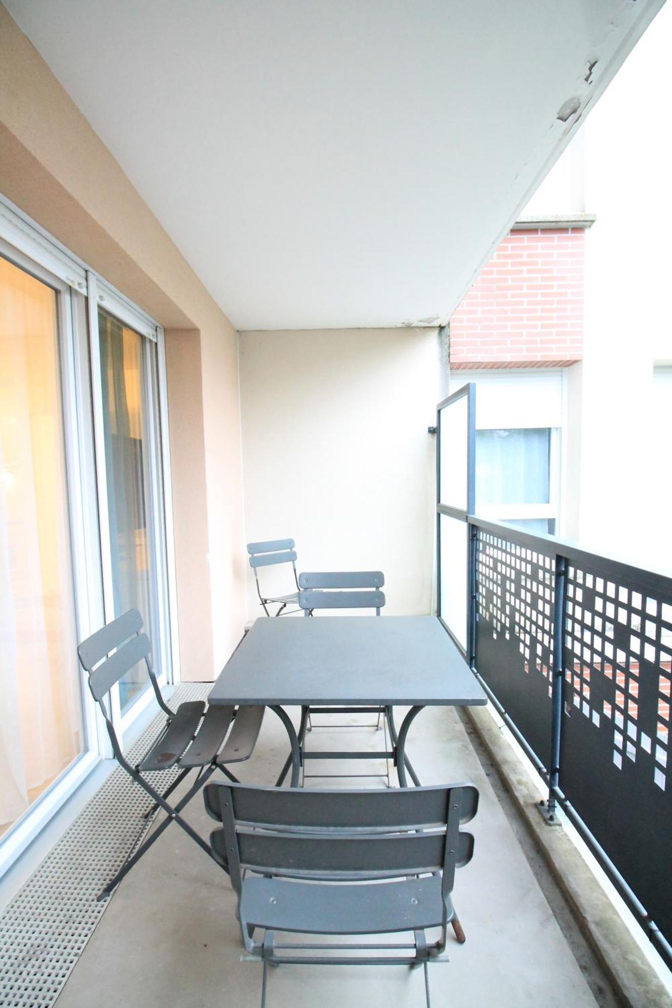 Disponible - Appartement Entier Neuf - 8Mn A Pied Rer C Paris, Parking Rue Gratuit, En Face Hopital D'Arpajon, Balcon Prive, Matelas Bultex 160X200, Ascenseur, Acces Pmr, Centre Ville A Pied Bagian luar foto