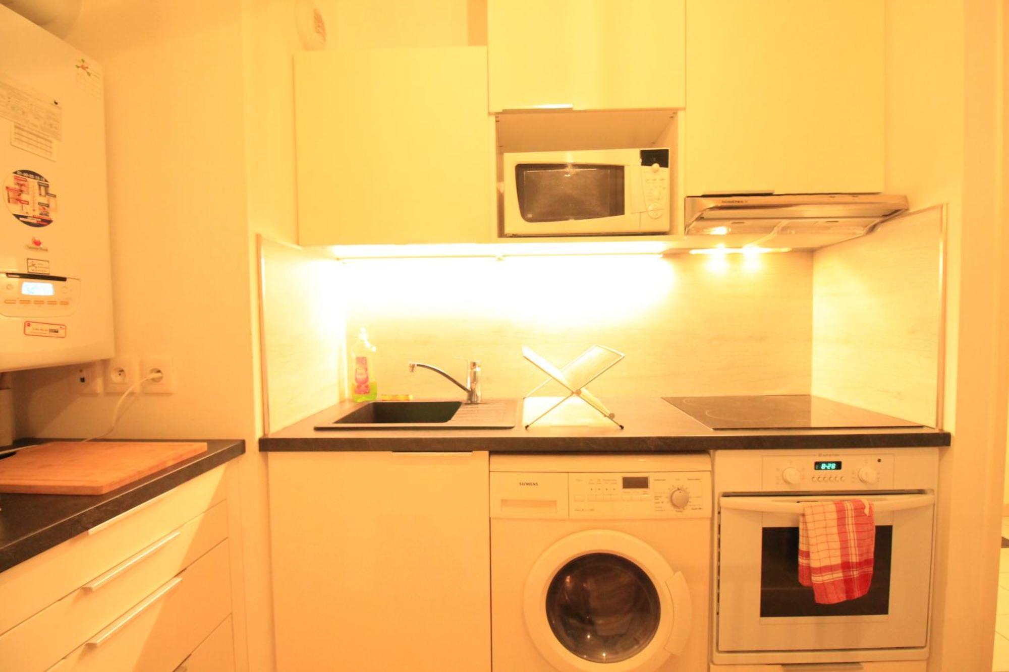 Disponible - Appartement Entier Neuf - 8Mn A Pied Rer C Paris, Parking Rue Gratuit, En Face Hopital D'Arpajon, Balcon Prive, Matelas Bultex 160X200, Ascenseur, Acces Pmr, Centre Ville A Pied Bagian luar foto